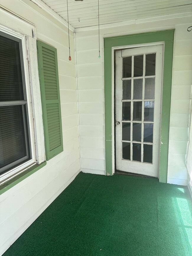 Building Photo - 148 Princeton St