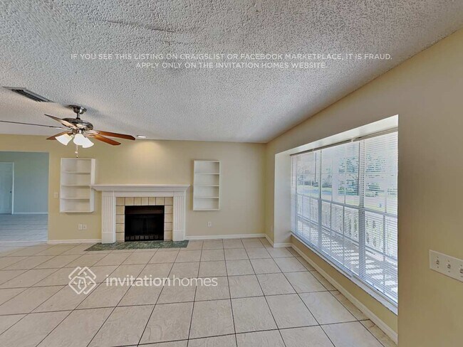 Foto del edificio - 1319 Cove Pl