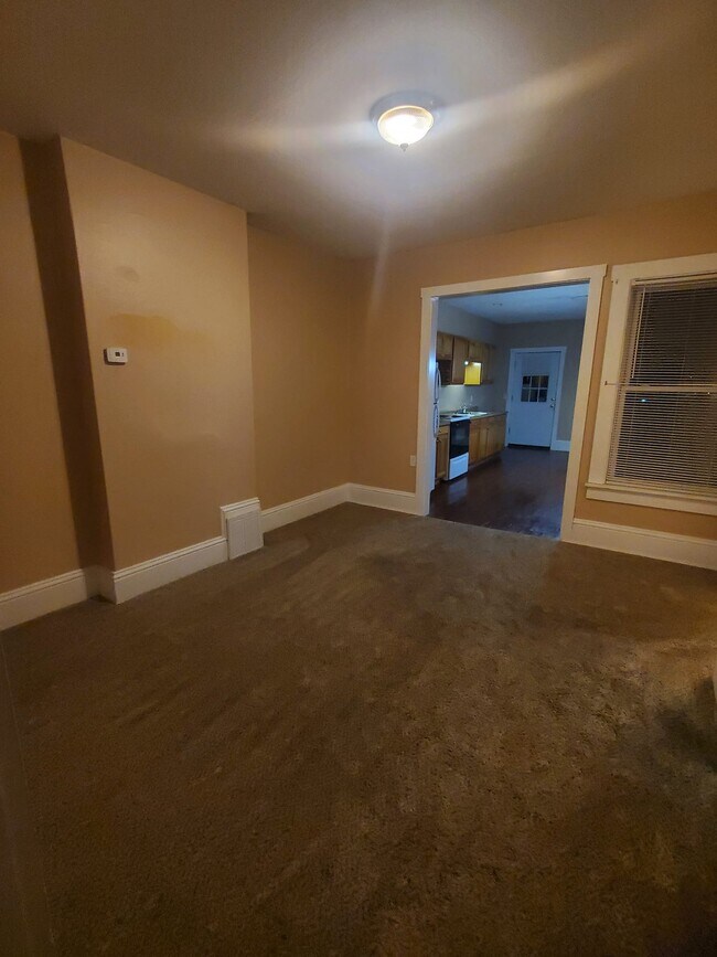 10 Grove St Unit C, Millbury, MA 01527 Apartments in Millbury, MA