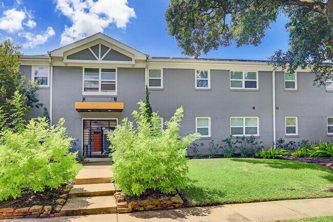 Building Photo - 3611 Murworth Dr