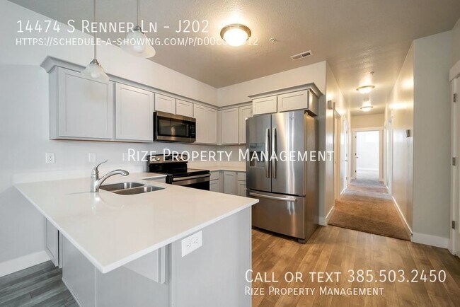 Building Photo - Elevated modern luxury. Discover the view ...