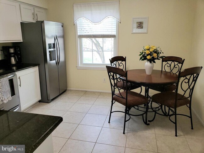 Kitchen 3 - 2653 Ebony Rd