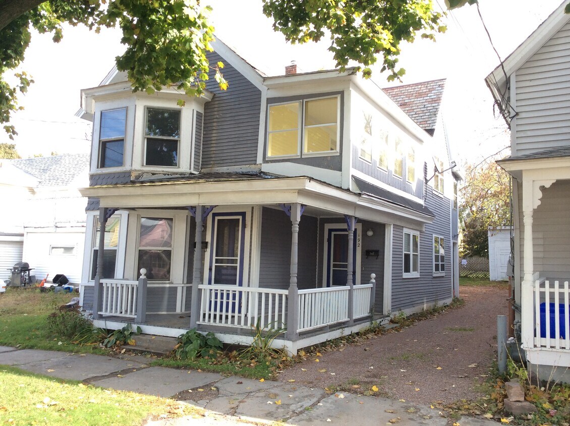 Foto principal - 192 Park St