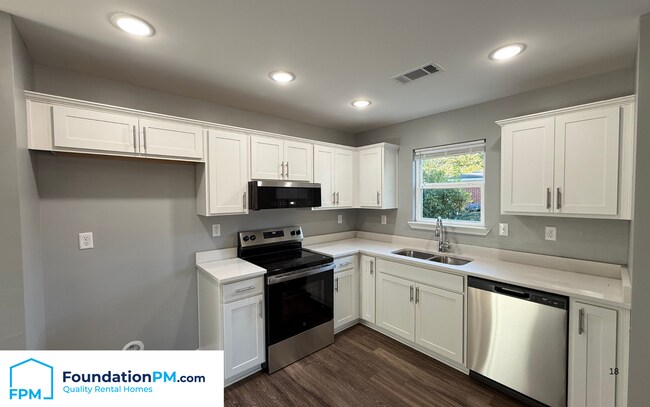 Building Photo - 4971 Given Ave