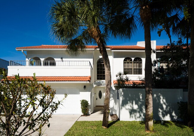 Foto del edificio - 665 Jeffery St