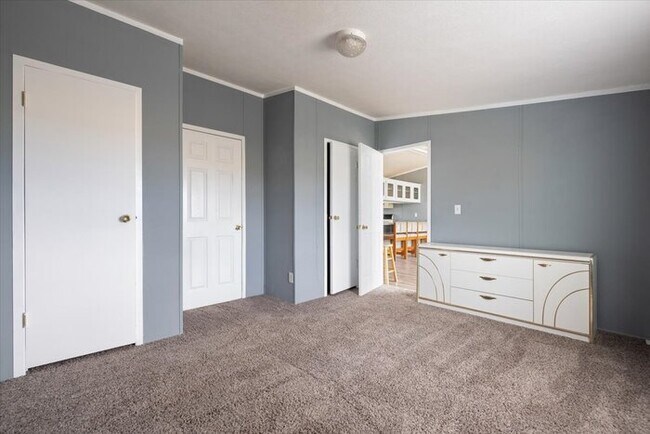 Building Photo - 21367 Boca Chica Heights