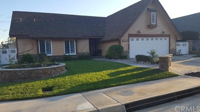 Foto del edificio - 20720 Cottonwood Rd