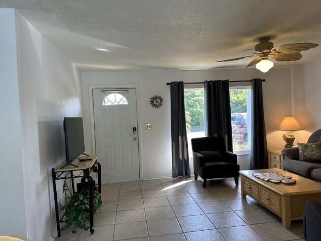 Building Photo - "Charming Furnished 2 Bed, 2 Bath Home wit...