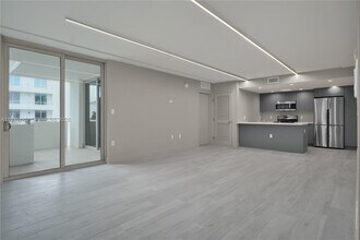 Building Photo - 1150 101st St