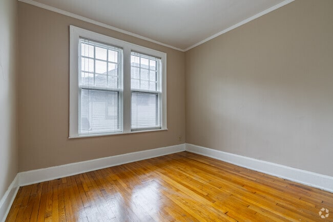 1BR, 1BA - 800SF - Bedroom - Peabody Place