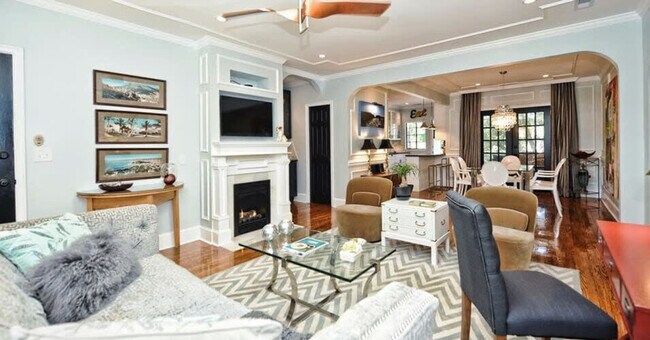 Foto del edificio - 600 Hermitage Ct