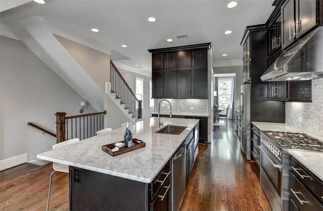 Building Photo - 342 Brownstones Cir NE