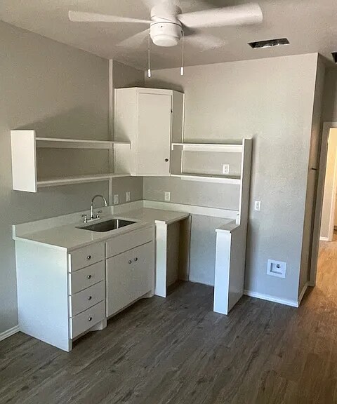 Foto del edificio - 7687 Peden Rd