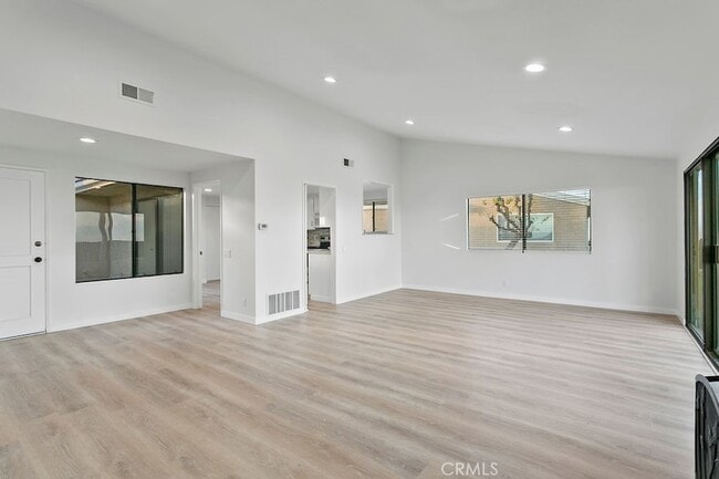 Building Photo - 30962 Ariana Ln