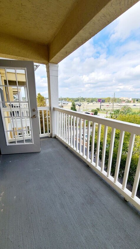 Primary Photo - Upgraded 1brm condo with luxury vinyl floo...