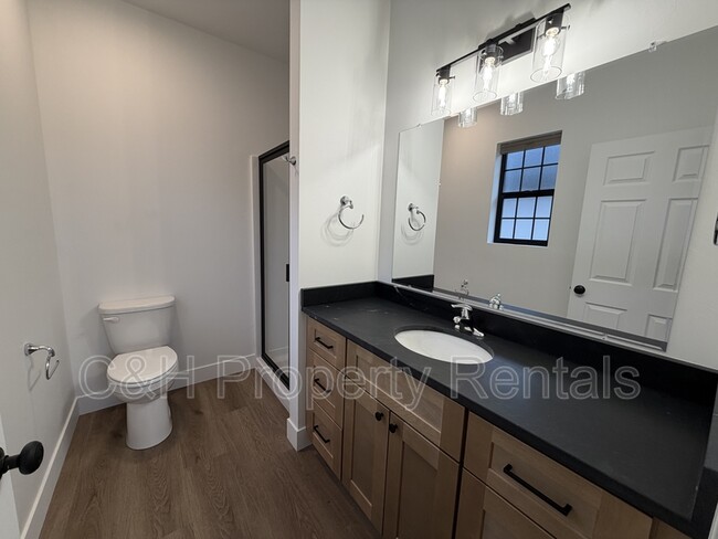 Building Photo - 2529 Esther Rose Ln