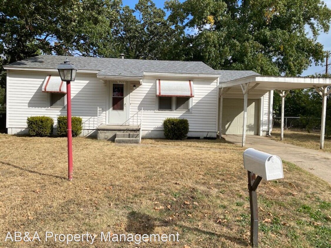 2 br, 1 bath House 2515 Salem St. House Rental in Joplin, MO