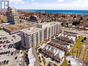 Building Photo - 3650 Kingston Rd