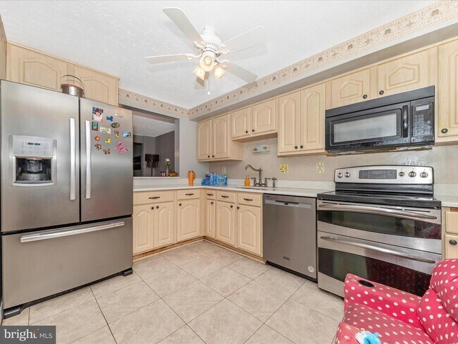 Foto del edificio - 12461 Quail Woods Dr