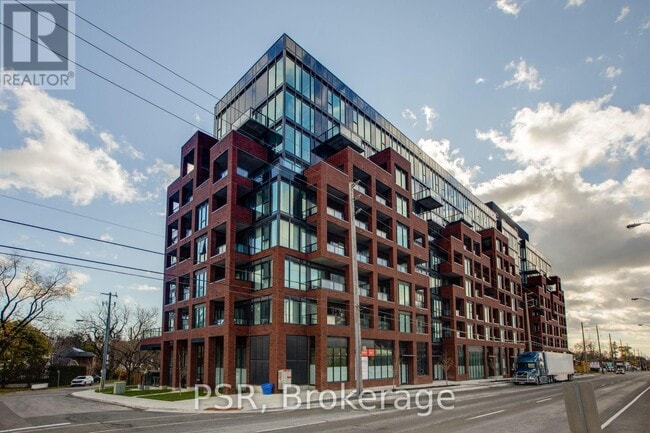 Building Photo - 2799 Kingston Rd