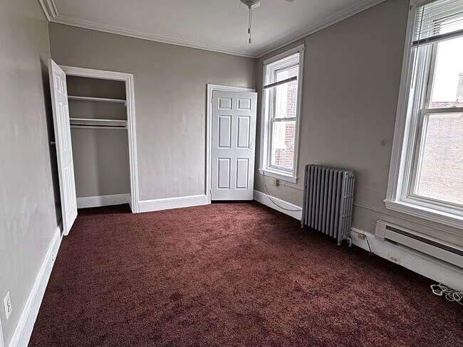 Foto del edificio - 4924-26 Parrish St