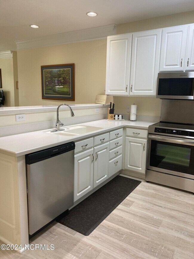 Foto del edificio - 290 Woodlands Way