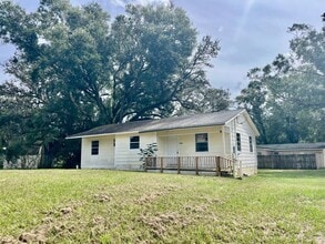 Building Photo - 33146 Jamette Rd