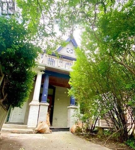 Primary Photo - 157 Huron St