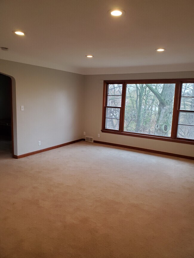 Living Room - 1291 Hedman Way