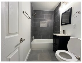 Building Photo - 6411 Malvern Ave