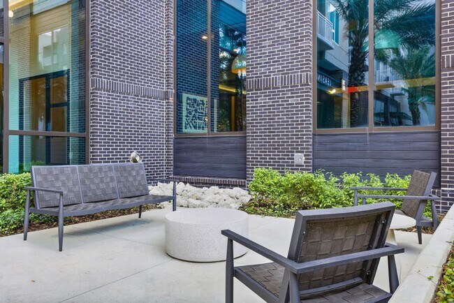 Foto del edificio - 605 N 12th St