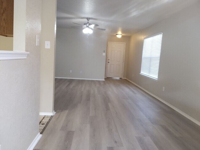 Building Photo - Bridgewood Corner Lot