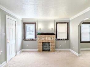 Building Photo - 916-918 Peckham St