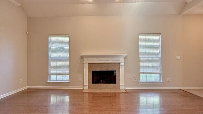 Foto del edificio - 9505 Greythorne Ct