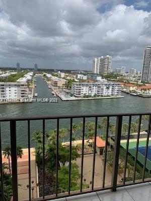 Foto del edificio - 290 174th St