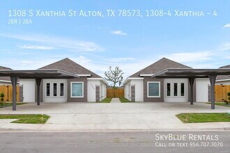 Building Photo - 1308 S Xanthia St