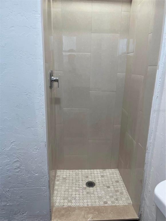 Foto del edificio - 574 Bay Esplanade