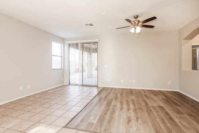 Building Photo - 8713 N 58th Ln