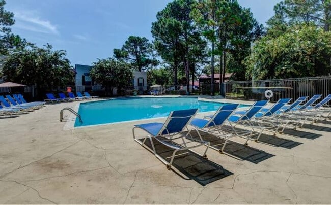 Building Photo - Marabella Apartments