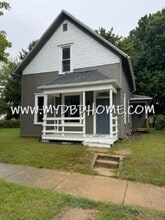 Building Photo - 1334 Huestis Ave