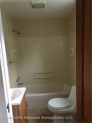 Building Photo - 210 Beech St