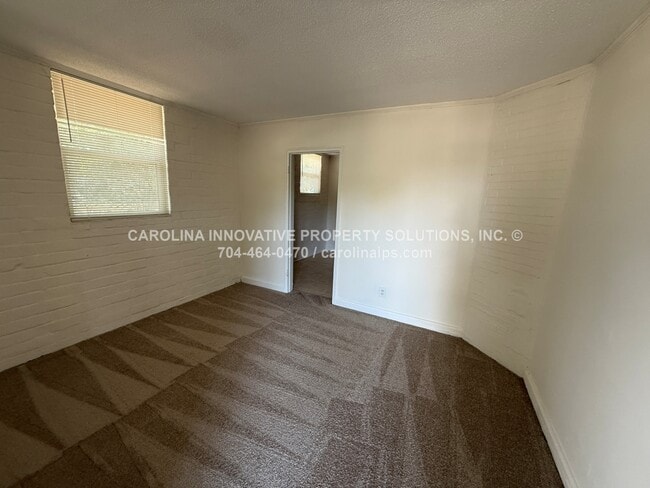 Foto del edificio - 2122 Rush Wind Dr