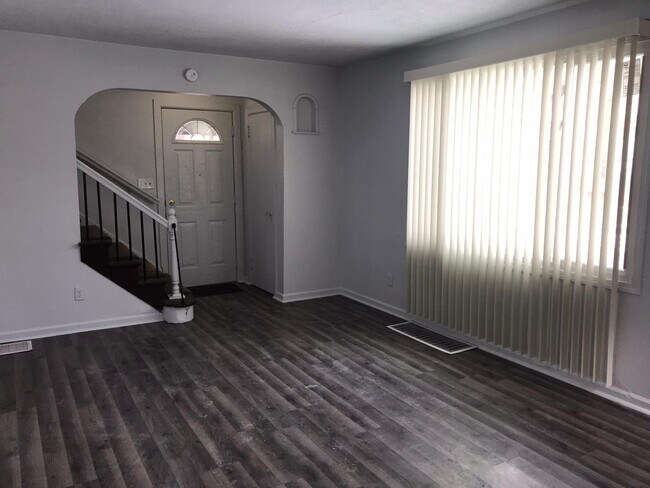 Foto del edificio - 1255 Genessee Ave