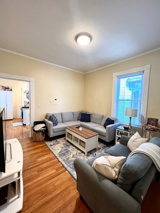 413 Washington St, Cambridge, MA 02139 Apartments in Cambridge, MA