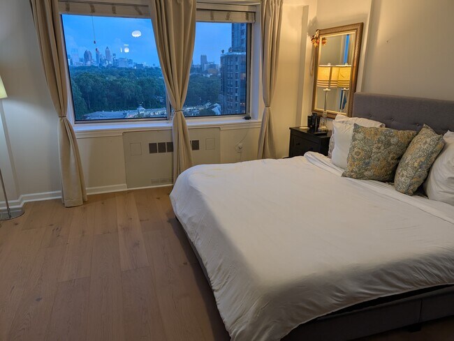 Foto del edificio - 2479 Peachtree Rd NE