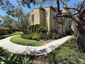 Building Photo - 72 Paseo Del Rey