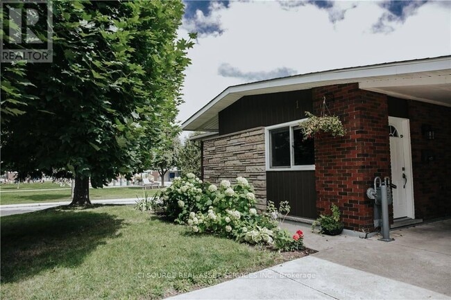 Building Photo - 1 Vera Ct