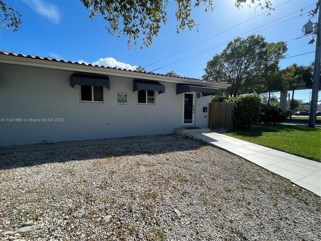 Foto del edificio - 2971 SW 35th Ave