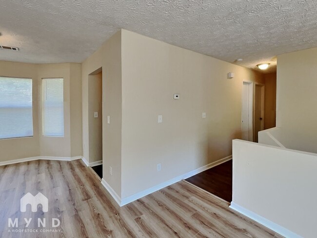 Building Photo - 1626 Sugar Downs Ct SE