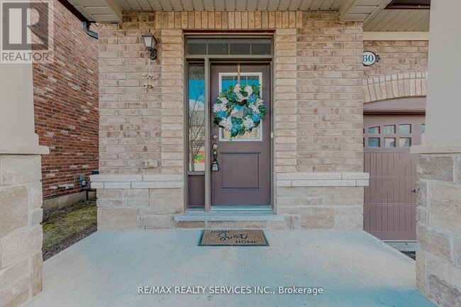 Photo du bâtiment - 60 True Blue Cres